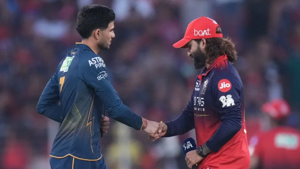 RCB vs GT Toss news